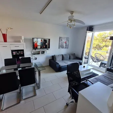 Apartment With Wifi - 16880 Porec